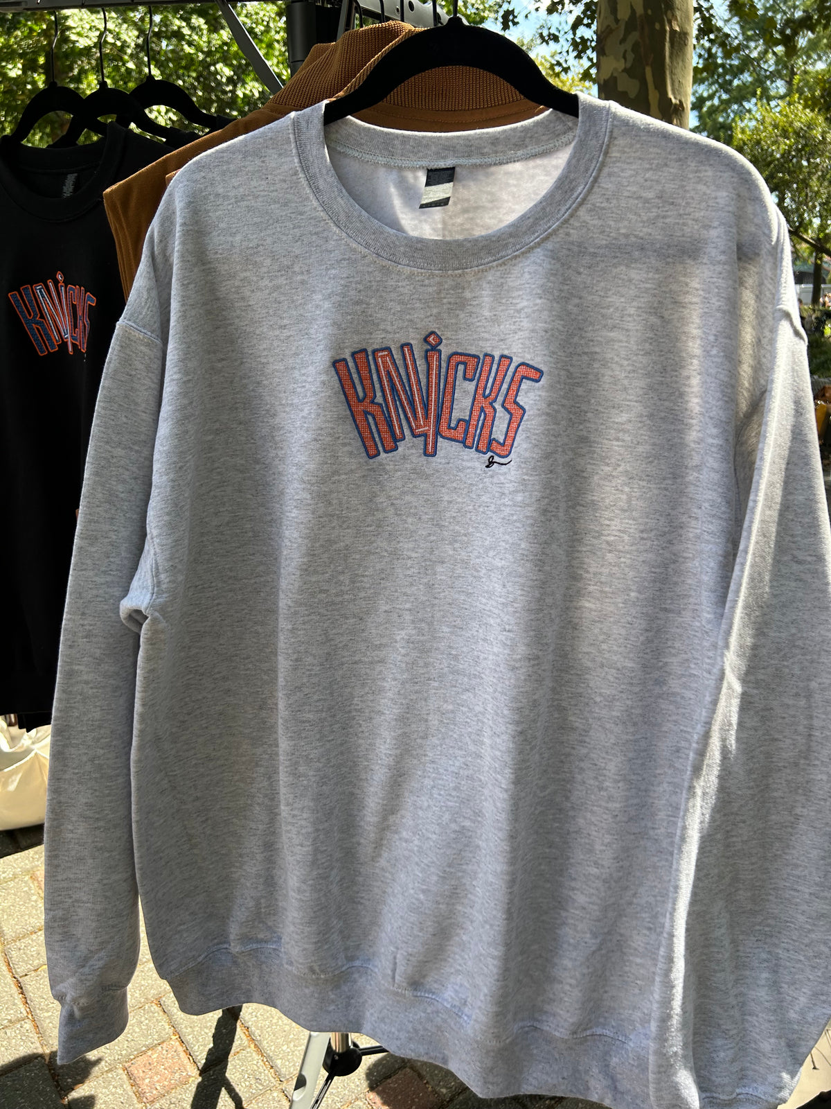 “NY BALLER” CREWNECK SWEATER (ASH LIGHT GREY)