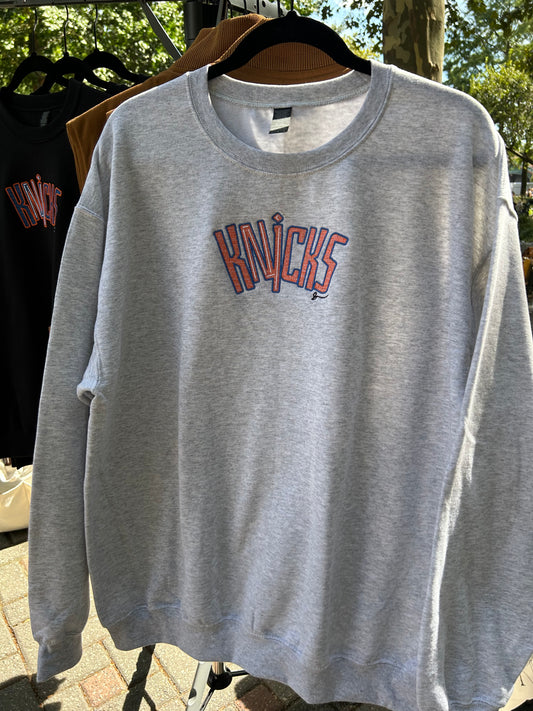 “NY BALLER” CREWNECK SWEATER (ASH LIGHT GREY)